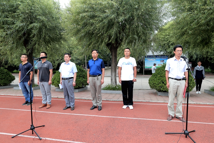 漯河市第一中专召开2017级新生军训动员大会